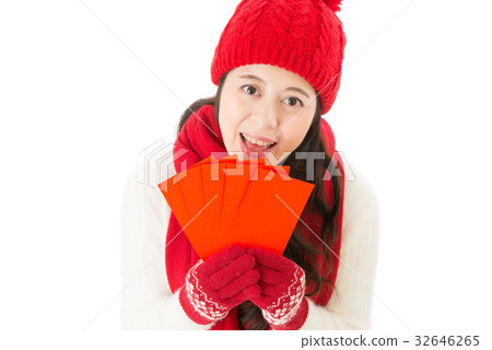 smile woman holding lucky money in red envelope 32646265