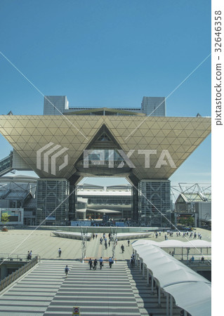 東京國際展覽中心前面的國際展覽館 東京國際展覽中心前面的國際展覽館 32646358
