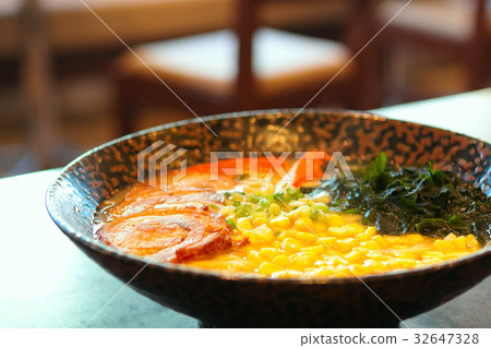 noodle in japanese style on table noodle in japanese style on table 32647328