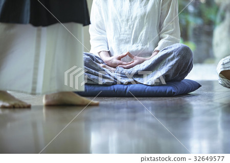Zazen experience 32649577