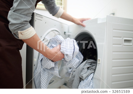 Mr. Husband (Laundry housekeeping work Drum style house 30's male papa laundry appliances apron cleanliness) Mr. Husband (Laundry housekeeping work Drum style house 30's male papa laundry appliances apron cleanliness) 32651589