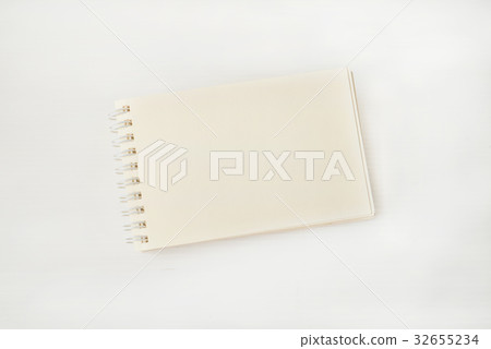 Spiral notebook with blank paper page template bg 32655234