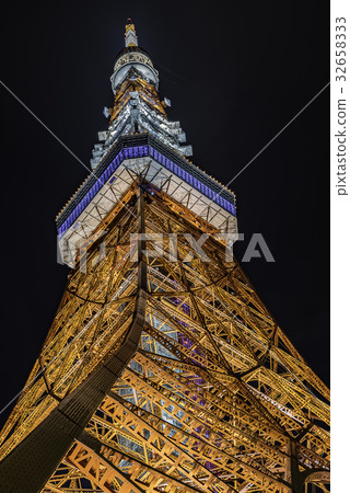 Tokyo Tower    32658333