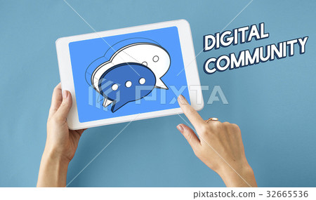 Tablet Chat Bubble Message Social Media Graphic 32665536