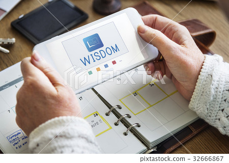 E-Book Online Learning Education Knowledge Graphic E-Book Online Learning Education Knowledge Graphic 32666867