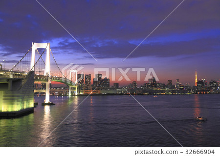 東京港口日落天空全景 32666904