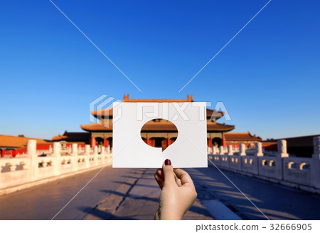 Global communications network perforated paper speech bubble Global communications network perforated paper speech bubble 32666905