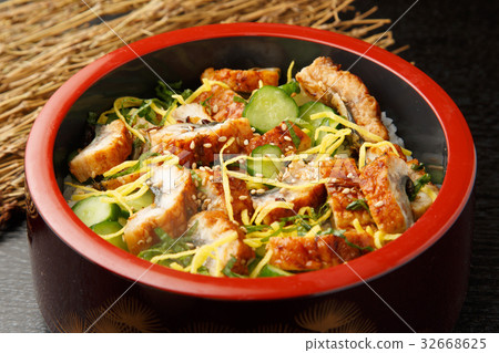 鰻魚chirashi壽司 32668625