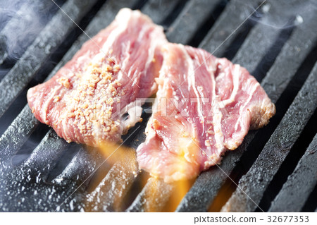 Beef Harami 32677353