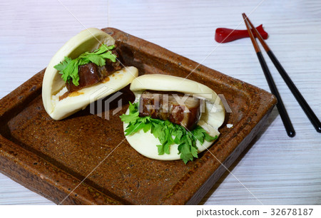 Chinese snack food : Gua bao Chinese snack food : Gua bao 32678187