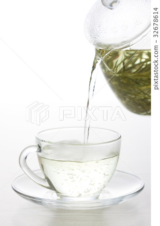 Rosemary herb tea 32678614
