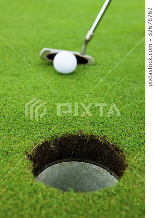 Putter shot Putter shot 32678762