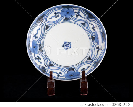 Old Imari Old Imari 32681200