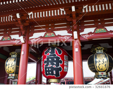 Ogasamachi Senso-ji Temple 32681876