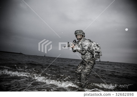 士兵 士兵 32682898