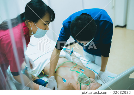 男人 男 男性 32682923