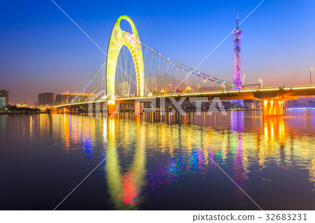 Modern bridge in Zhujiang River Modern bridge in Zhujiang River 32683231
