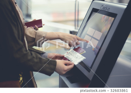 Airport check-in Airport check-in 32683861