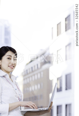 Business woman office Business woman office 32685542