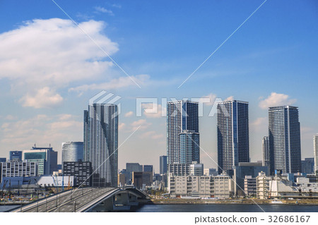Buildings in the direction of Harumi and Toyosu Ohashi Buildings in the direction of Harumi and Toyosu Ohashi 32686167