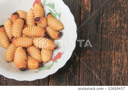 Sago beetle worm, Red palm weevil, Fried in cup 32688457