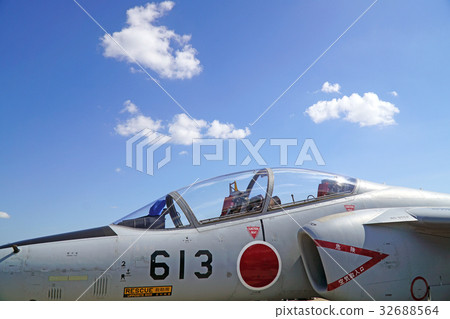 T-4 Cockpit 32688564