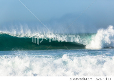 Wave Ocean Power Wave Ocean Power 32690174