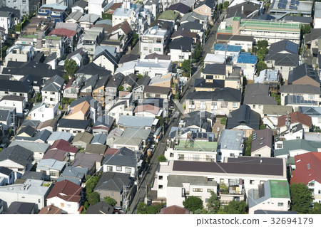 Tokyo scenery Downtown city area Ebisu luxury residential area Low-rise residential area 32694179