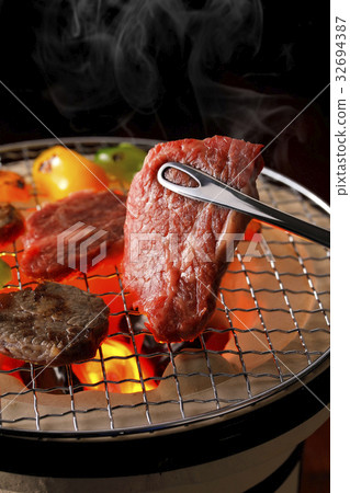  烤肉 32694387