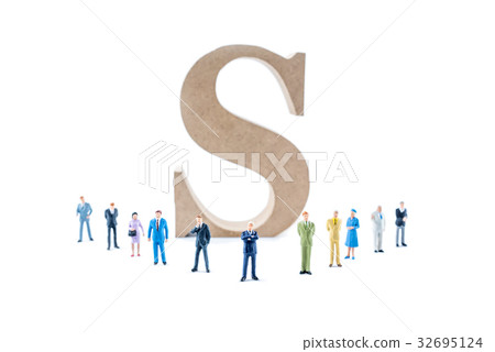 Miniature people teamwork with dollar sign Miniature people teamwork with dollar sign 32695124