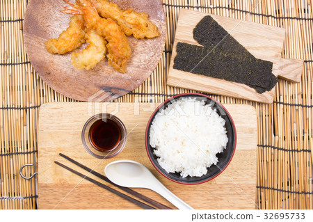 Tempura (Shrimp) with rice , Japanese cuisine 32695733