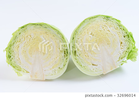 Cabbage section Cabbage section 32696014