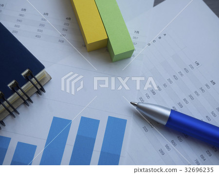 Business image · graph · notebook · tag Business image · graph · notebook · tag 32696235
