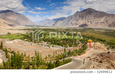 Nubra Valley 32699612