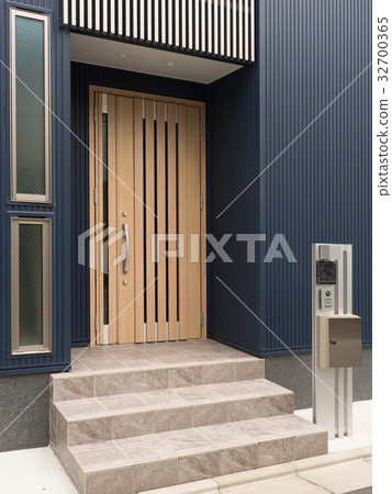 房子入口 32700365