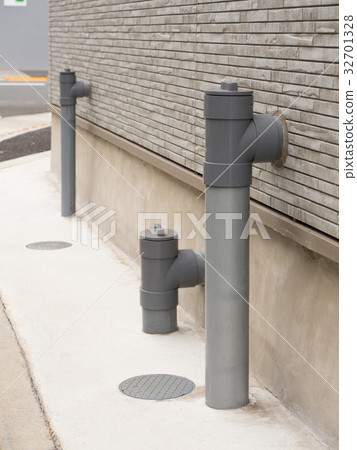 Drainage pipe in the apartment Drainage pipe in the apartment 32701328