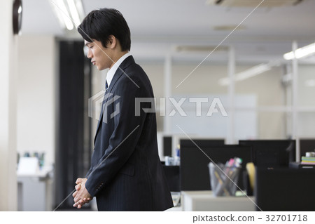 A young businessman A young businessman 32701718
