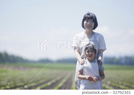 微笑在領域的父母 32702301