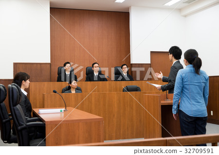 Courtroom 32709591