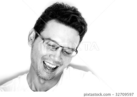Asian man laughing and feeling funny Asian man laughing and feeling funny 32709597