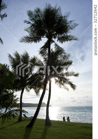 Evening beach Evening beach 32712642