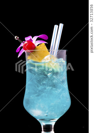 Blue Hawaii 32713856
