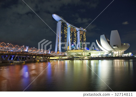 濱海灣金沙夜視圖 濱海灣金沙夜視圖 32714811