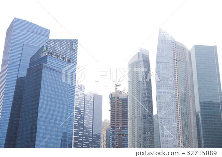 從濱海灣金沙的前面看到的萊佛士坊 從濱海灣金沙的前面看到的萊佛士坊 32715089