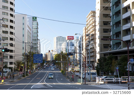 Yamate Street 32715600