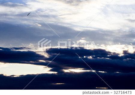 Dusk sky Dusk sky 32716473
