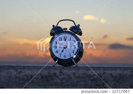 鬧鐘 鬧鐘 32717067