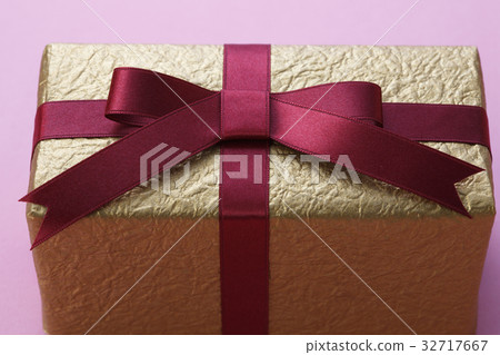 Gift box Gift box 32717667