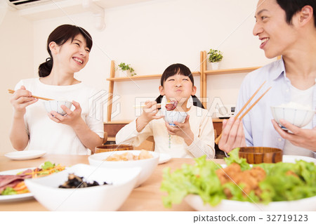 餐餐家庭父母兒童晚餐組兒童 32719123