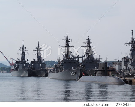 海上自衛隊Sakai基地 海上自衛隊Sakai基地 32720433